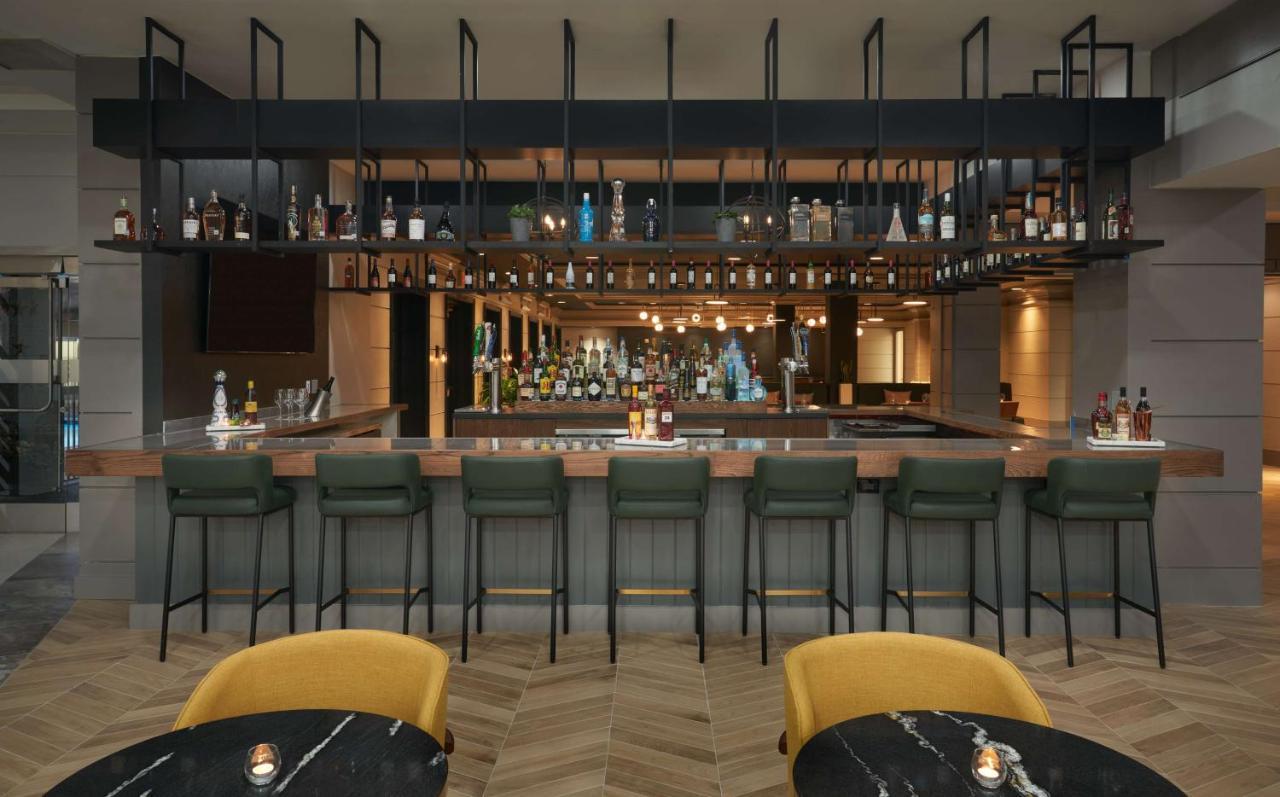 The Chifley Houston, Tapestry Collection By Hilton Hotel Exterior photo